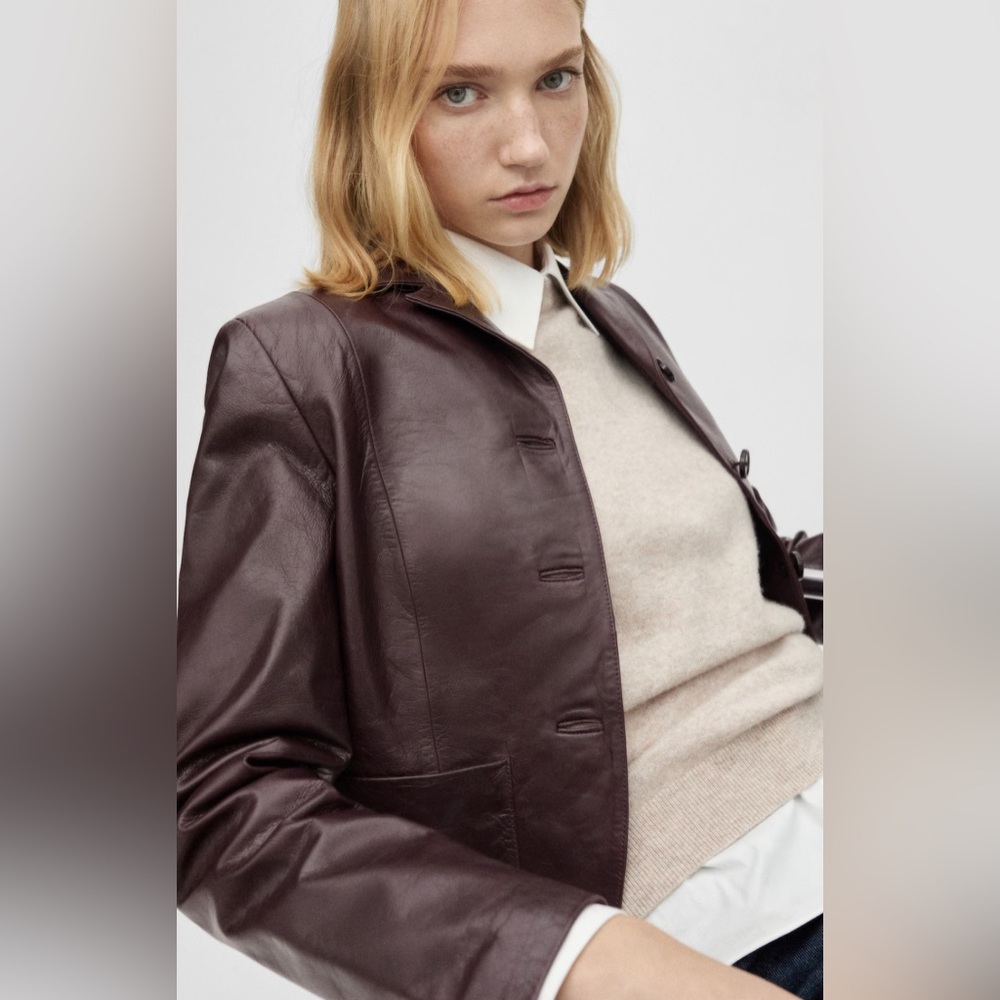 Brown leather vegan jacket 100% leather jacket with pockets. Worn ONCE.